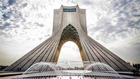 برج آزادی؛ هویت تاریخی معماری ایران